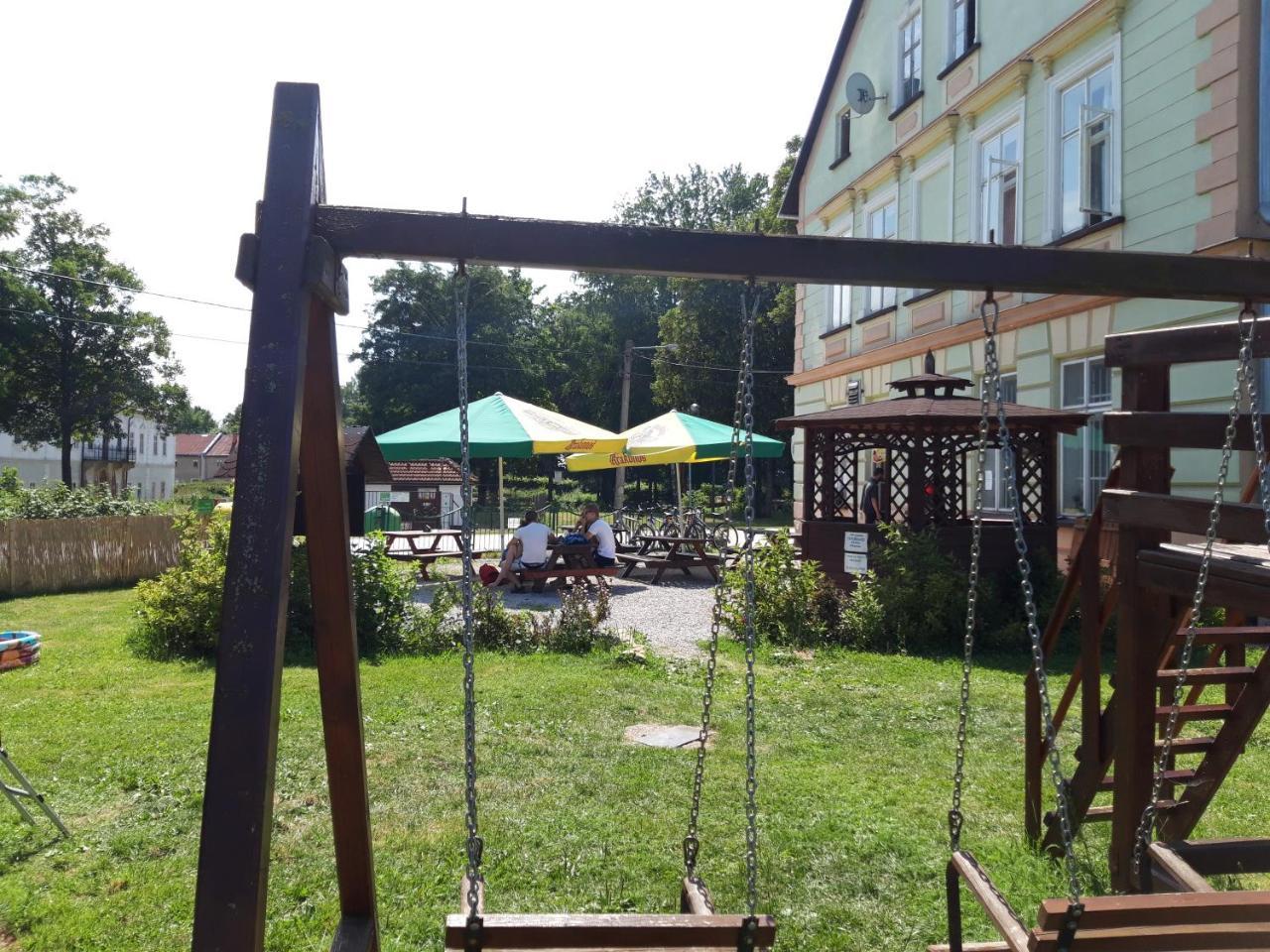 Penzion Dalibor Trutnov Exterior foto